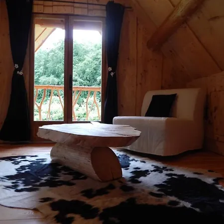 Chalet En Rondins De Bois, Pyrenees Emotions Malvézie